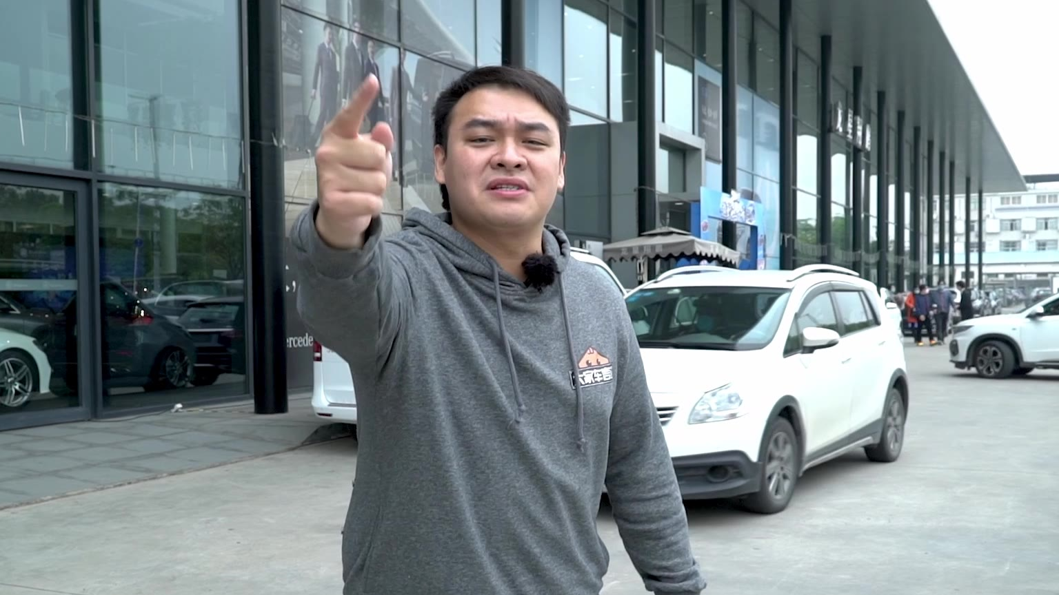 广州地区的奔驰,听说才17万起步?